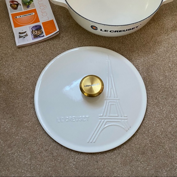 New Le Creuset #22 Eiffel white - Picture 5 of 12